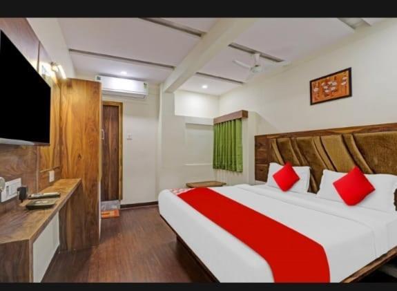 Hotel Swagat Inn Αχμπανταμπάντ Εξωτερικό φωτογραφία